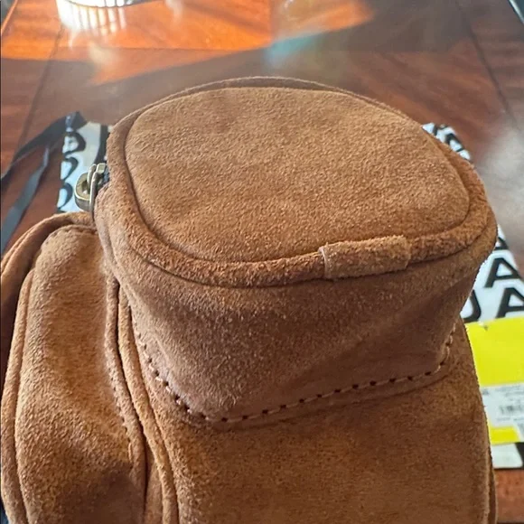 Marc Jacob’s The Cargo Bag in Suede - Picture 6 of 16